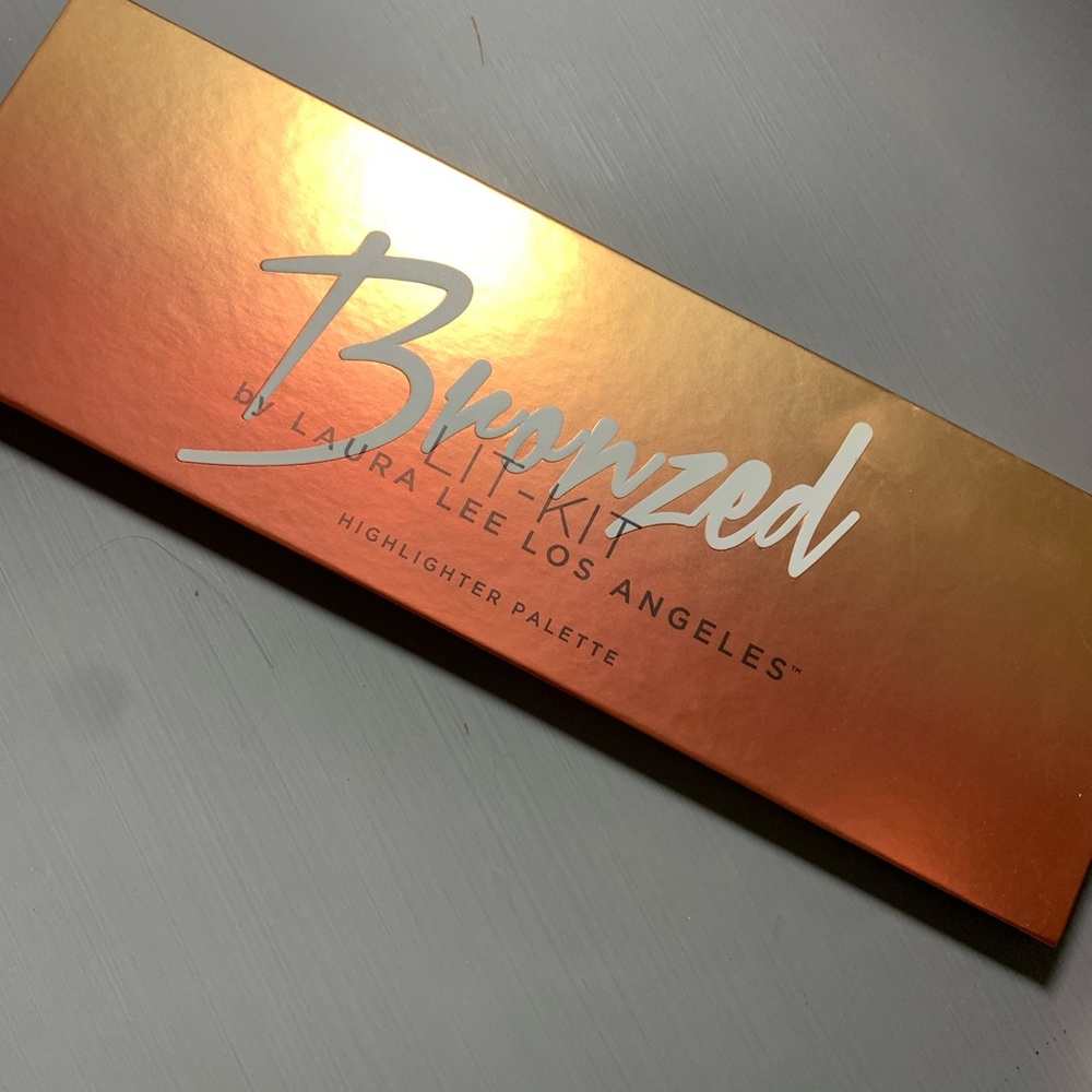 BRAND NEW - Laura Lee Los Angeles Bronzed Lit-Kit Highlight Palette - Picture 2 of 4